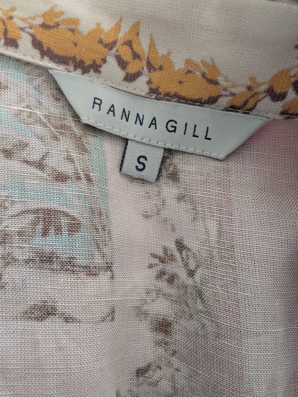 Ranna Gill Tropical Print Linen Blouse - Picture 3 of 11